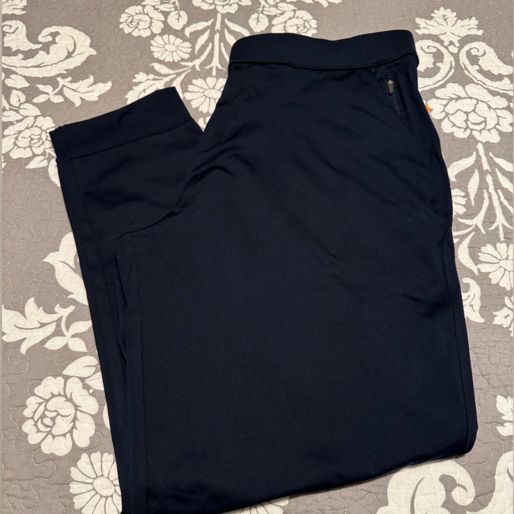 NWT. 32 Degrees Heat Jogger. Color - Blue